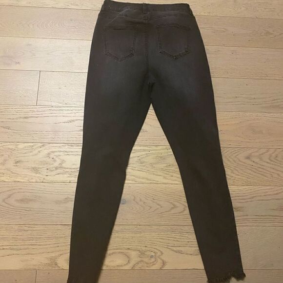 Ankle Jeans Black NWOT - Picture 3 of 6